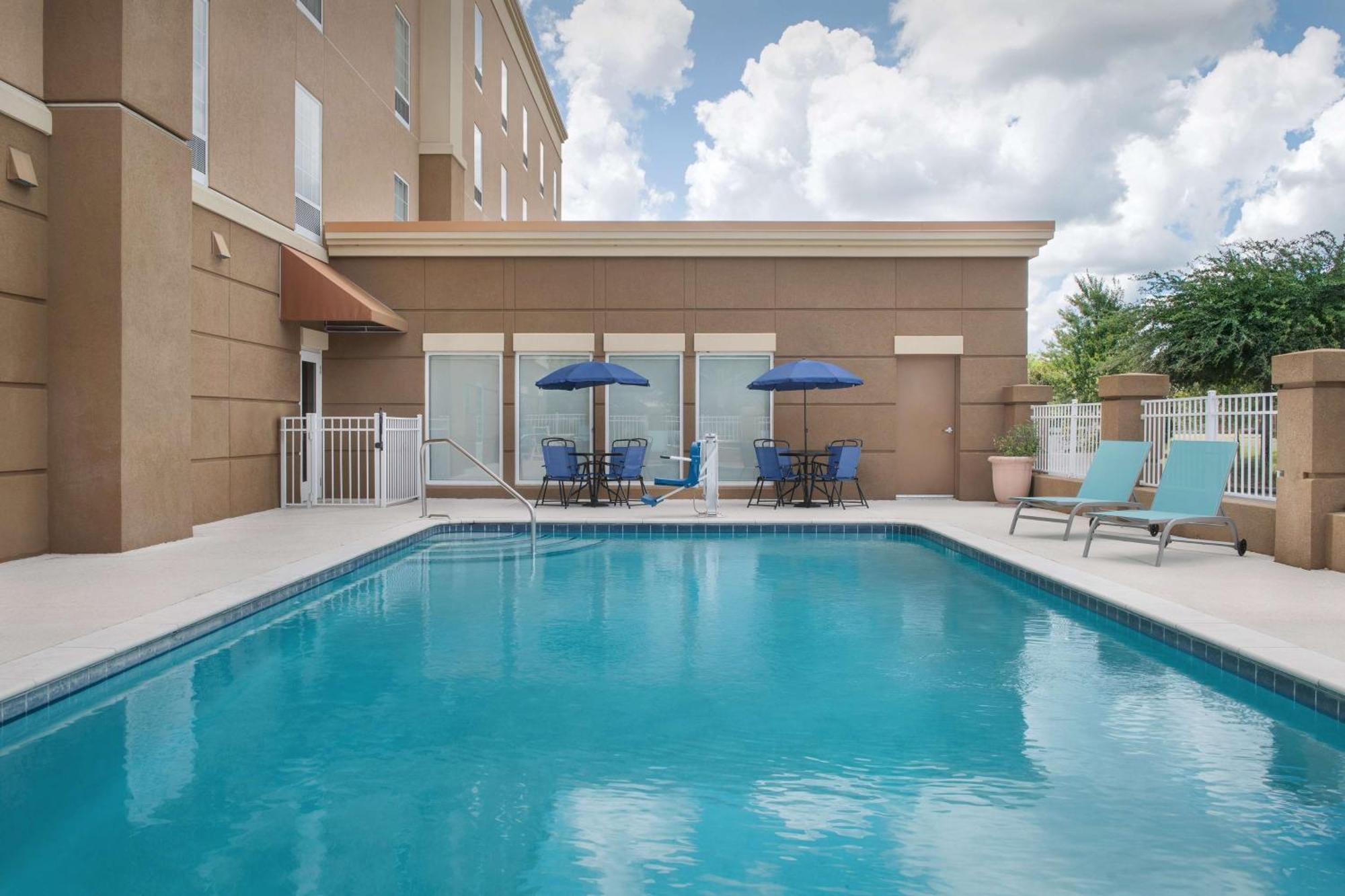 Hampton Inn Statesboro Exterior foto